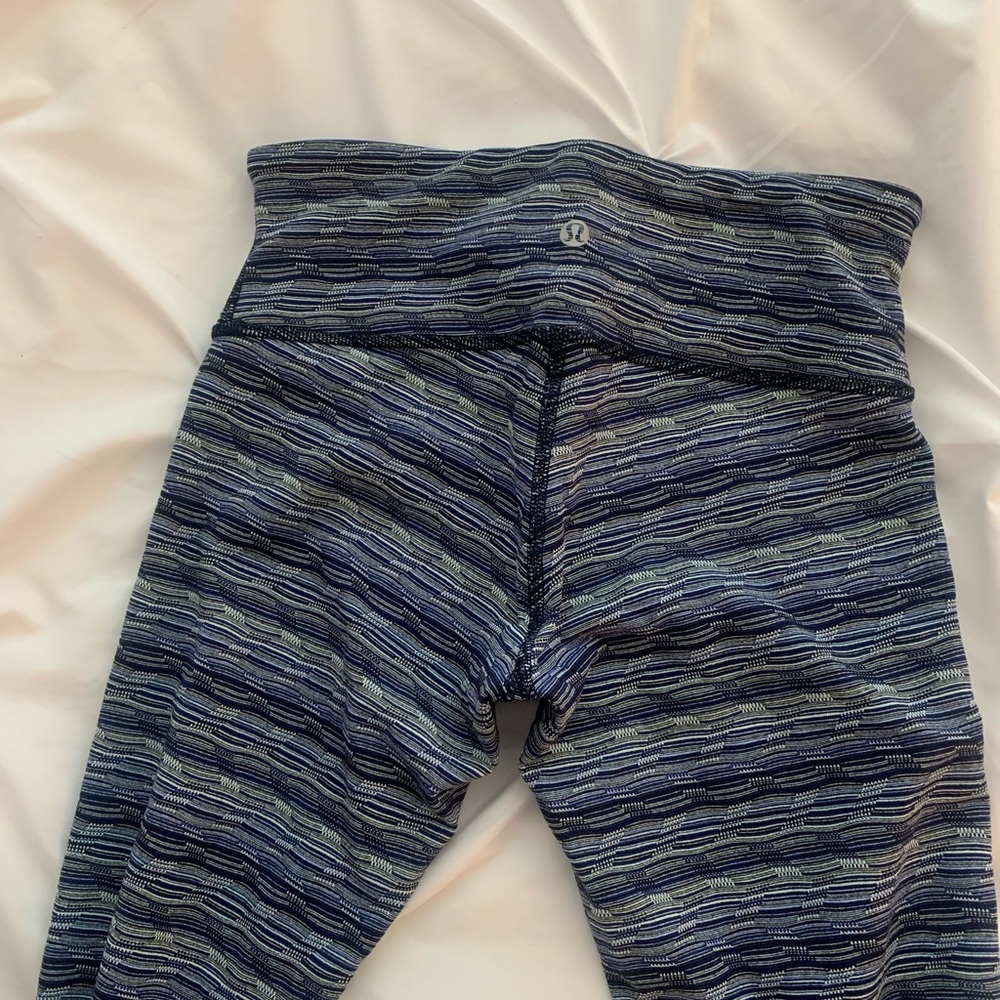 Lululemon Wunder Under Blue Space Dye striped leggings Size 4